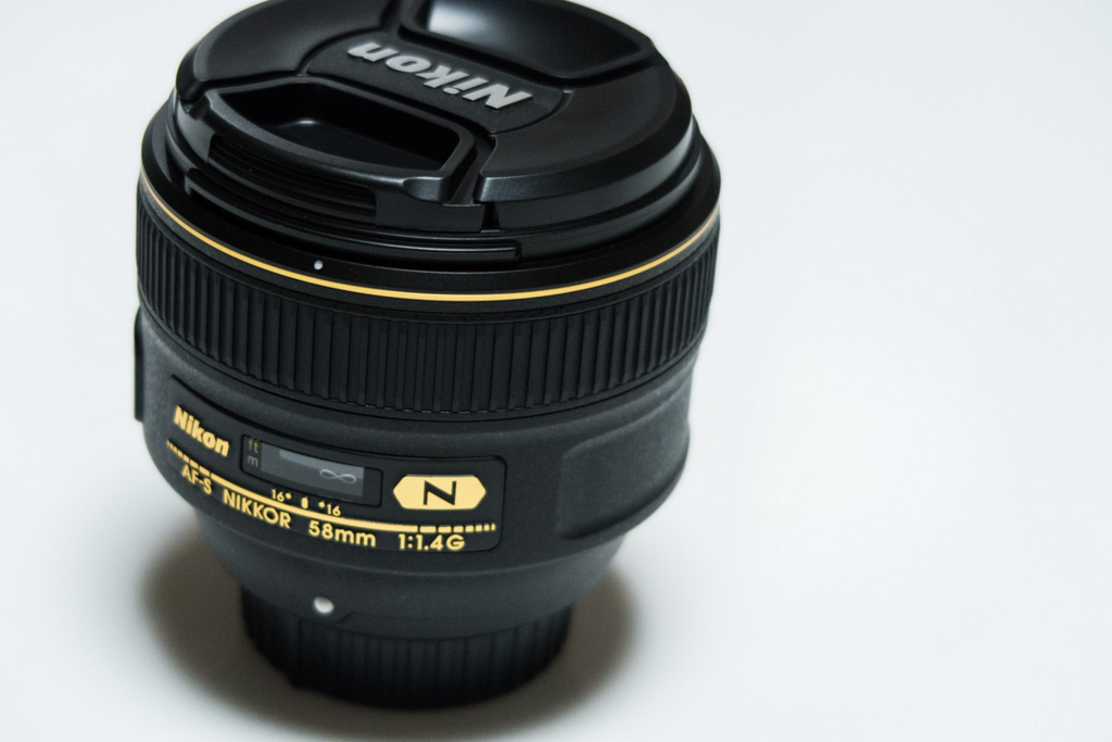 定期的にオンライン - 極美品 神レンズ AF-S NIKKOR 58mm f/1.4G